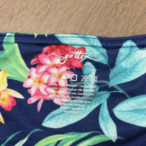 Gottex Navy Floral Skort - Picture 2 of 6